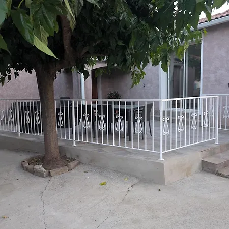 House 10 Min From St Florent *